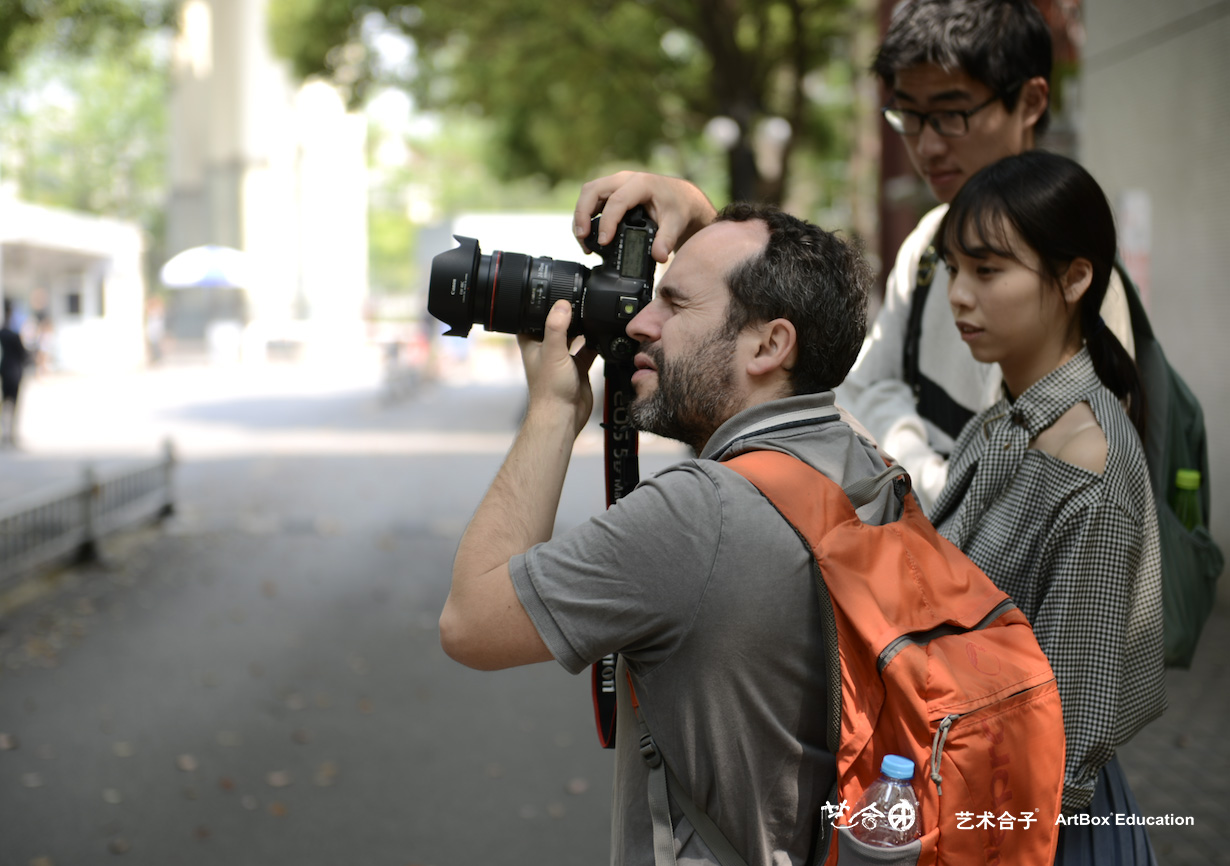 上海艺术合子2017夏西班牙胡安维利帕兰诺摄影艺术家课堂实拍